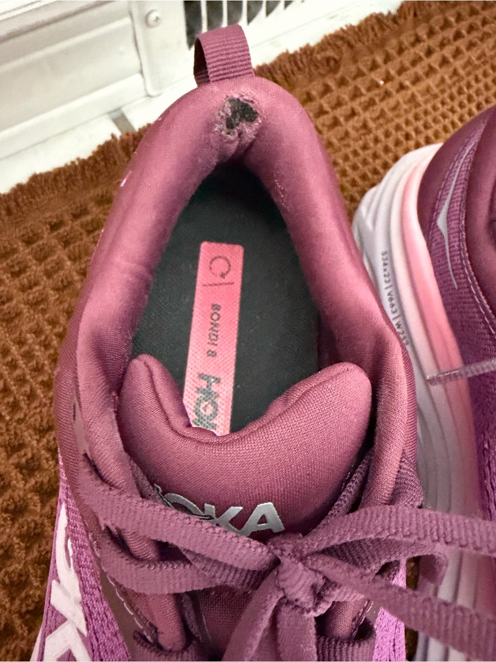 HOKA bondi 8 women’s size 9 - Picture 4 of 6